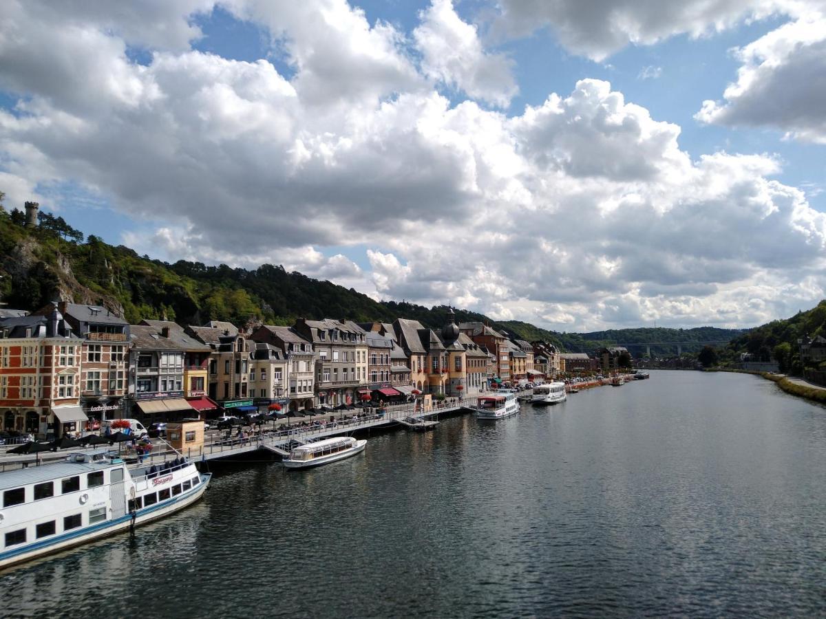 Le Cerf Vert Dinant Exterior photo